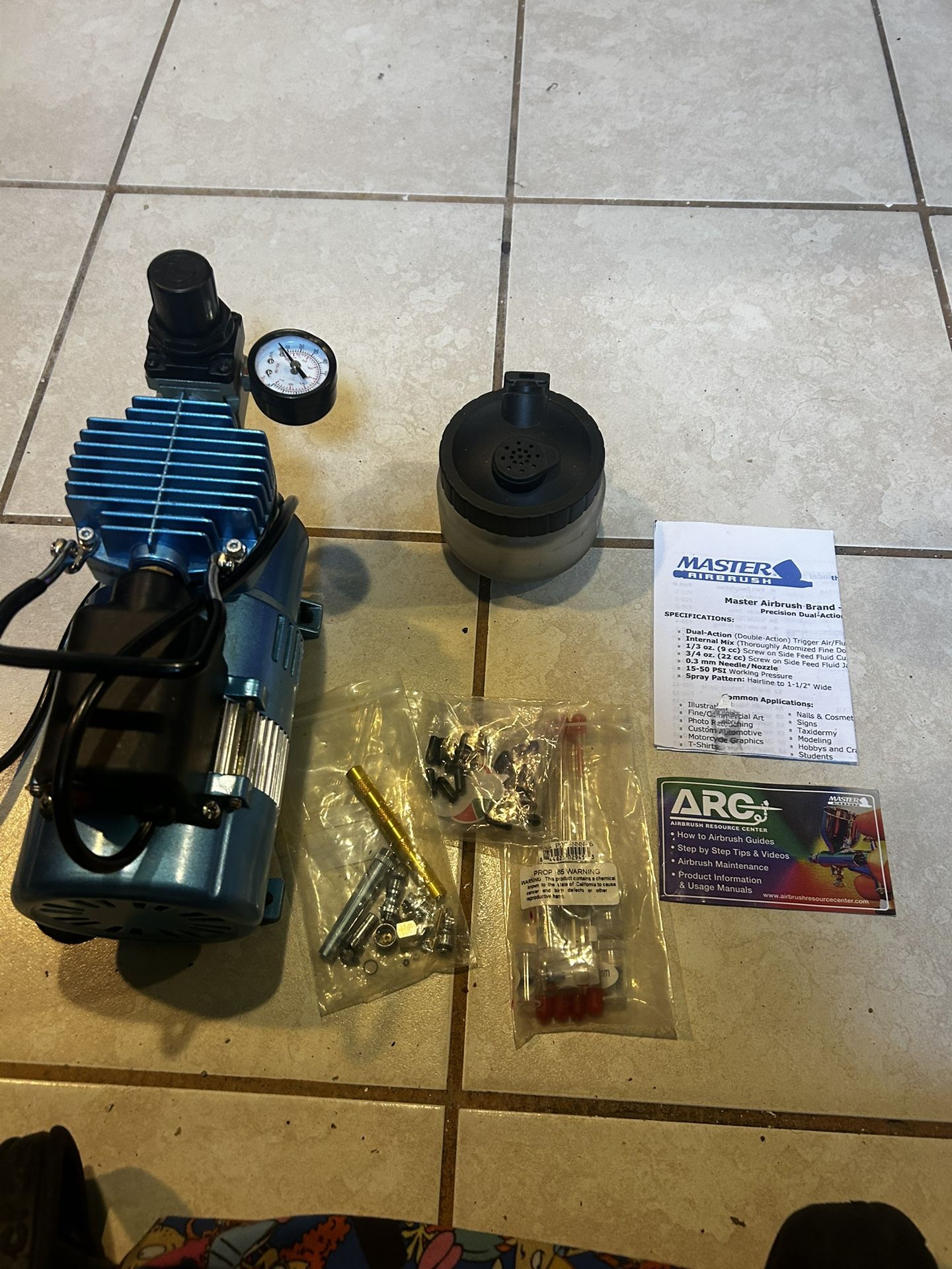 Air Brush And Air Compressor