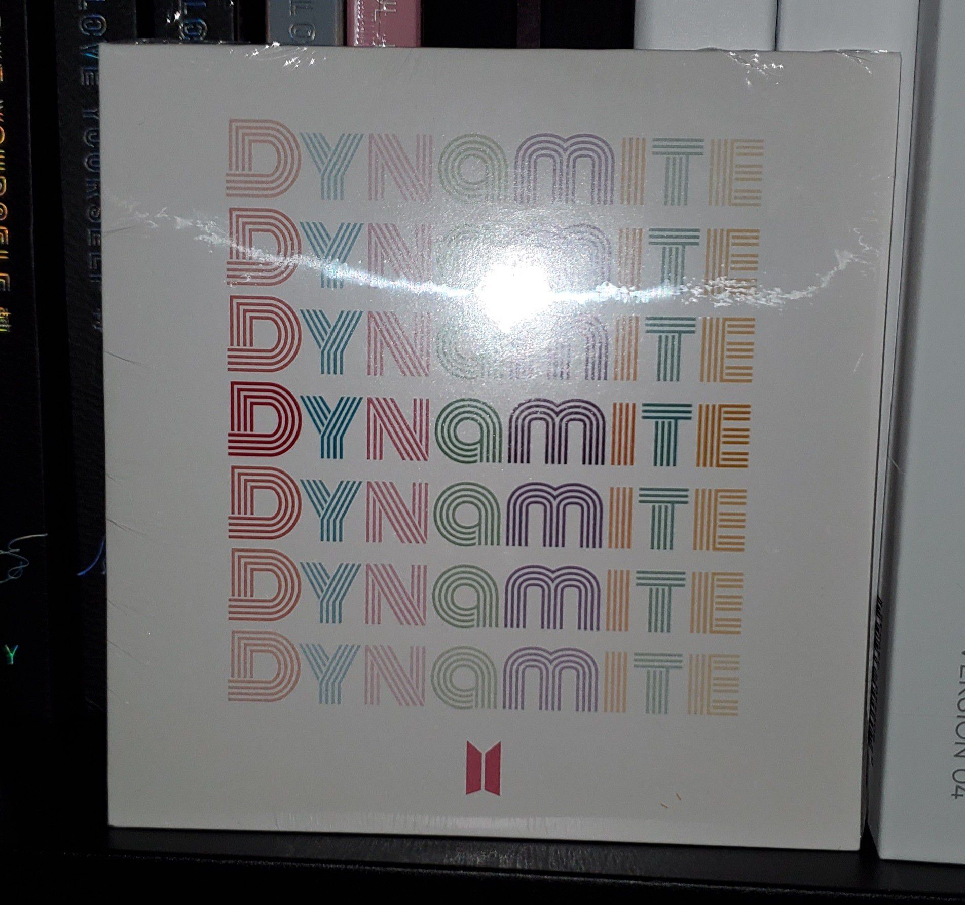 Bts dynamite cd
