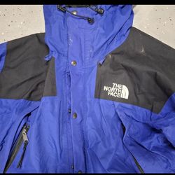 The North Face Men's Vibrant Blue and Black Ski Jacket