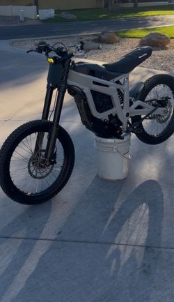 2023 Talaria Sting R MX4