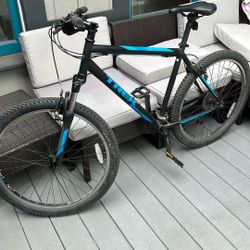 Trek 820 Mountain Bike