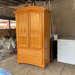 Clothing Cabinet