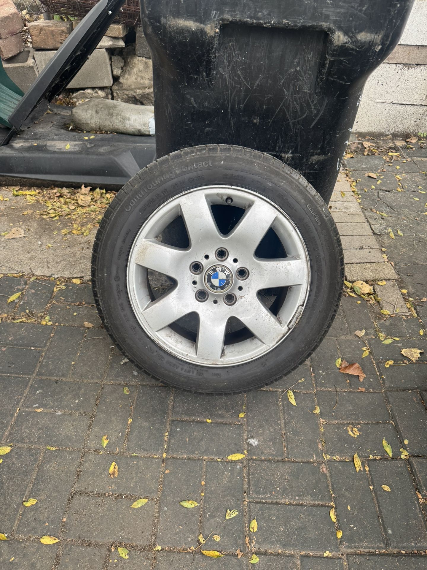4 bmw Wheels and Tires