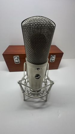 Warm Audio WA-87 R2 Condenser Mic + Shockmount