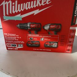 Milwaukee Compact 2 Tool Combo Kit  (taladro 2  Piezas Nuevo)
