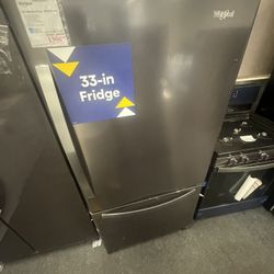 Whirlpool bottom Freezer New Black Stainless Steel 🔥🔥🔥🔥