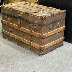 Treasure chest 
