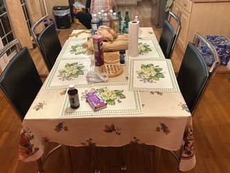 Used Dining table with 4 chairs