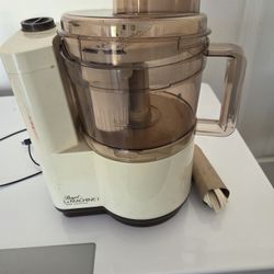 LE MACHINE FOOD PROCESSOR 