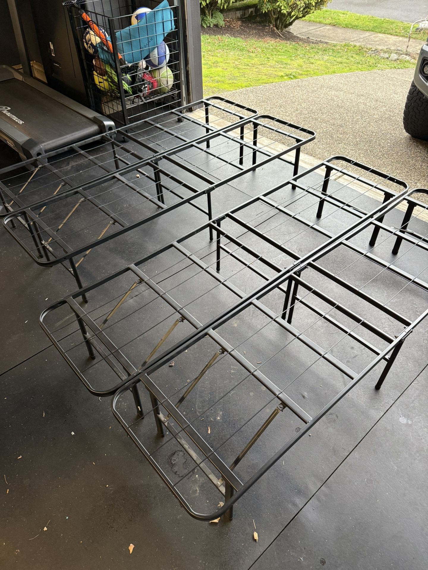 2 Free Full Bed Frames 