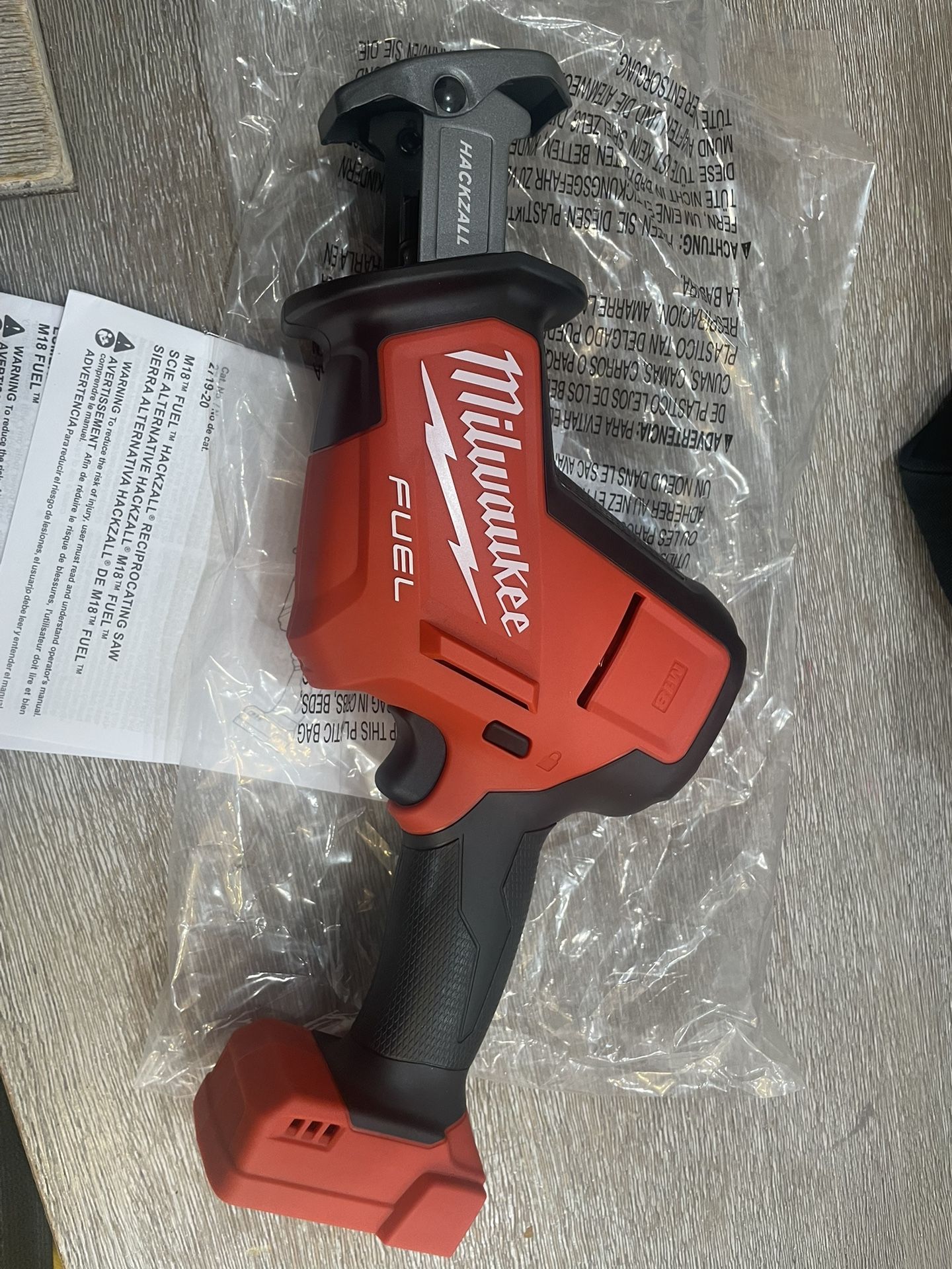 Milwaukee M18 FUEL 18V Brushless HACKZALL Saw (Tool-Only