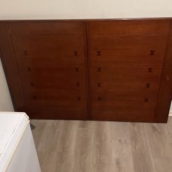 Dining room tabel (4 chairs)