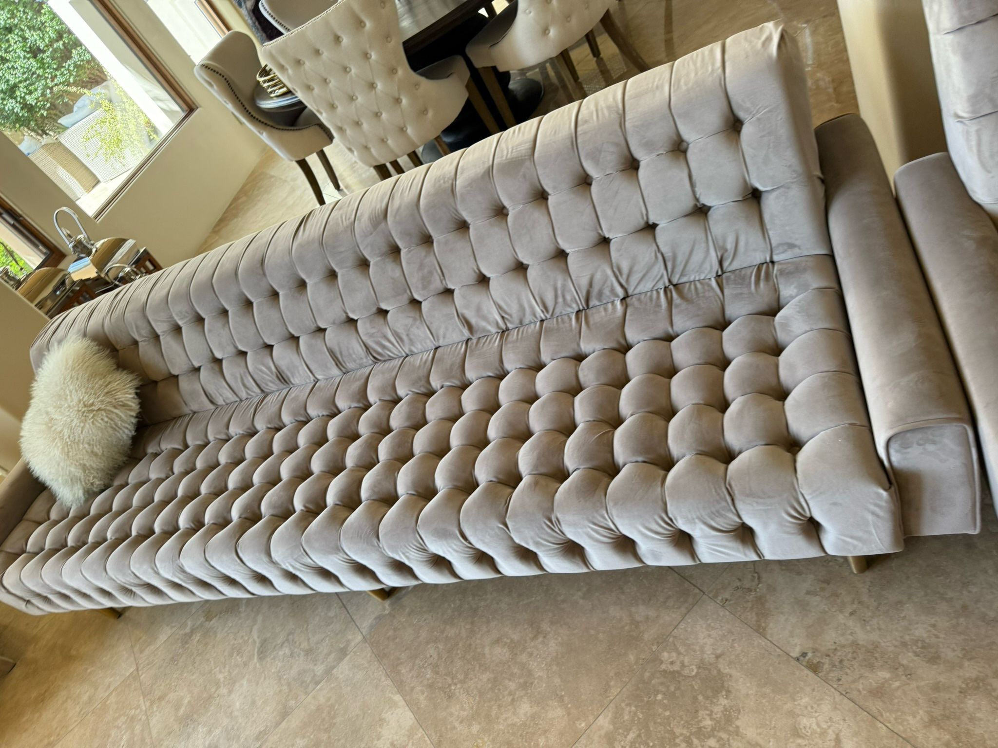 Chic Tufted Couch And 2 Chairs Set