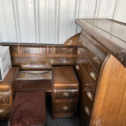 1920s Art Deco Waterfall Antique Bedroom Set