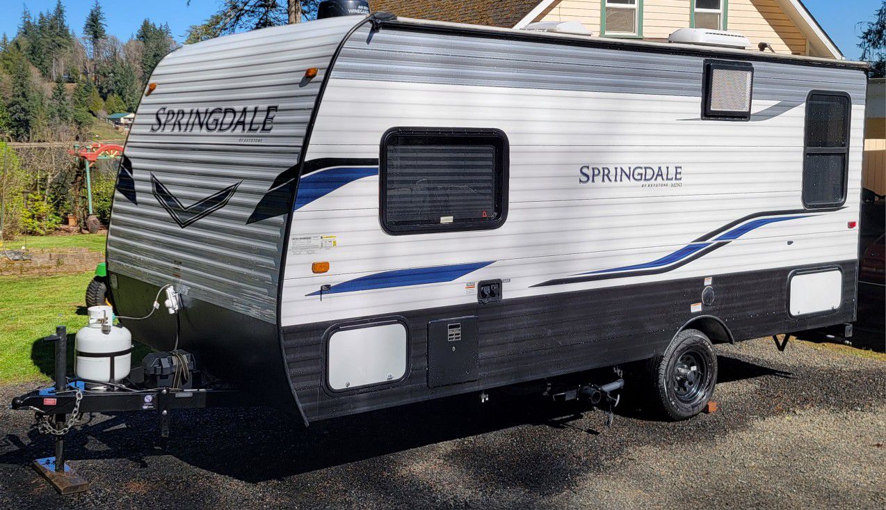 2022 Springdale 17.5' travel trailer 