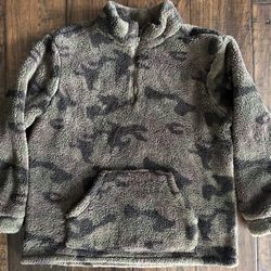 Men’s Large Cozy Camo Sweatshirt
