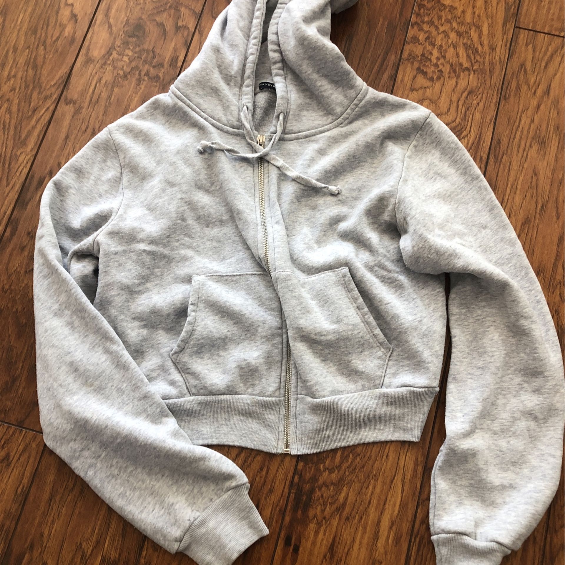 Size small. Grey cropped Brandy Melville hoodie!