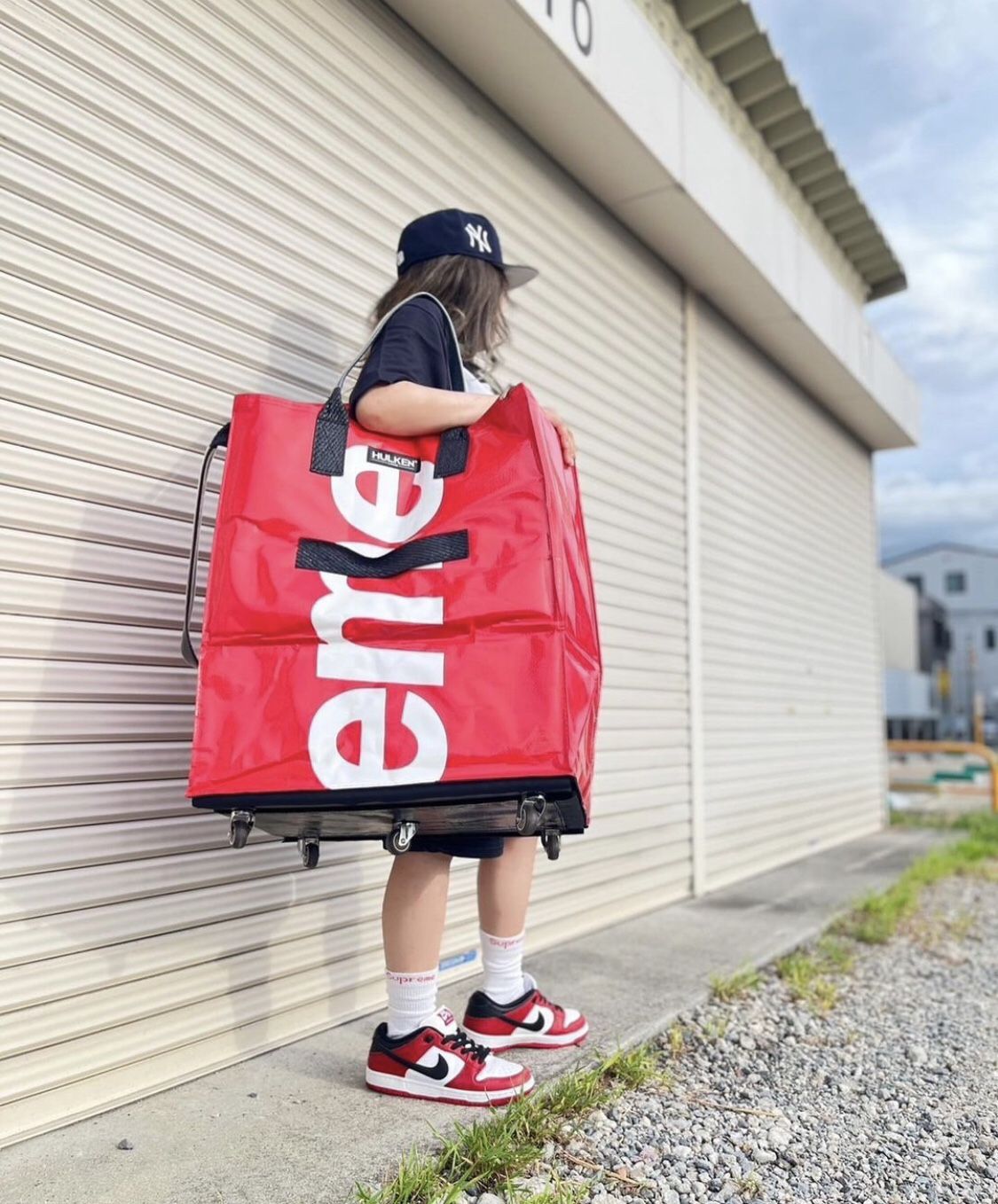 SUPREME/ HULKEN ROLLING TOTE BAG RED for Sale in Los Angeles SUPREME/ HULKEN ROLLING TOTE BAG RED for Sale in Los Angeles