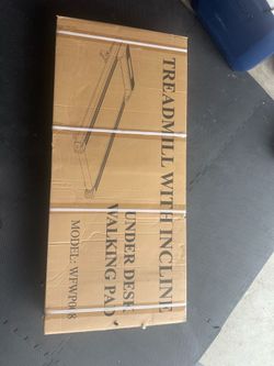 Treadmill with incline