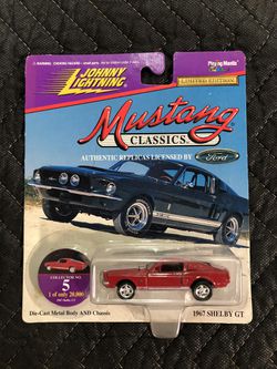 Johnny Lightning Ford Mustang #5 1967 Shelby