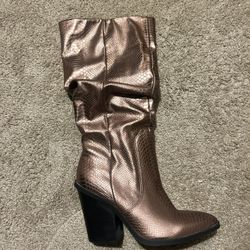 Women’s Brown Boot 