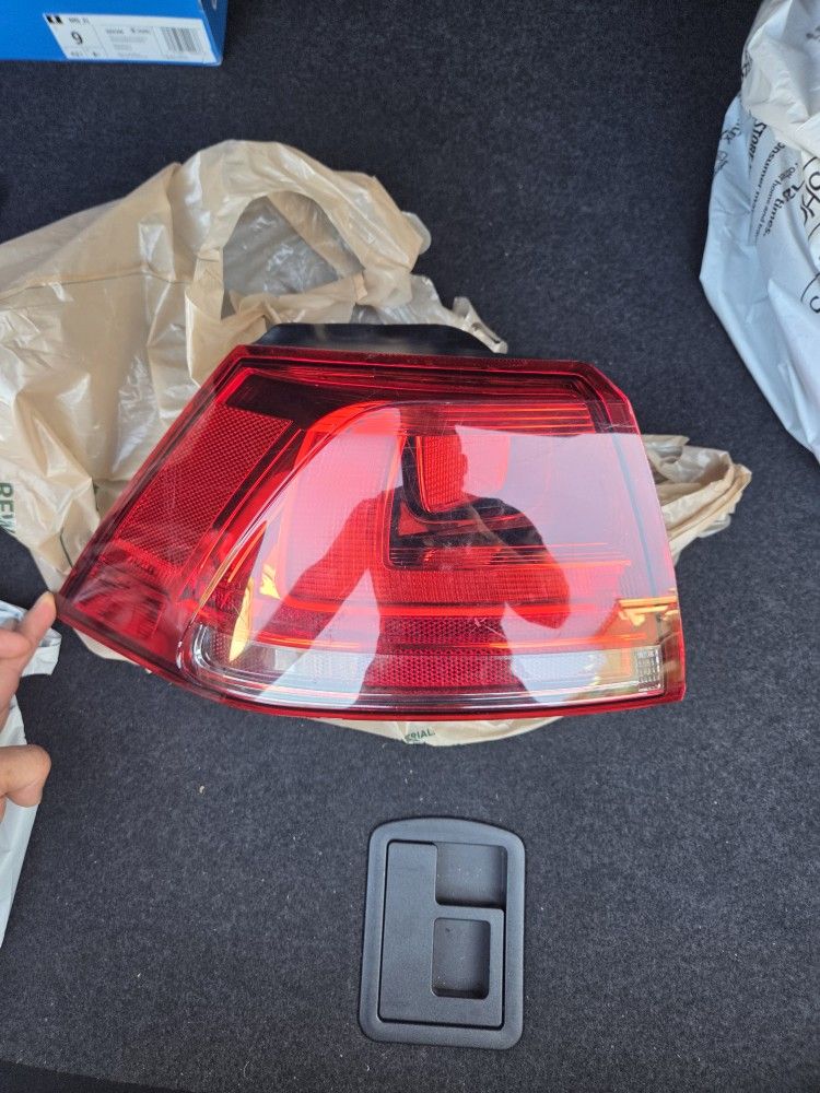 OEM Brake Light Assemblies For Mk7 Gti, Golf R, E-Golf