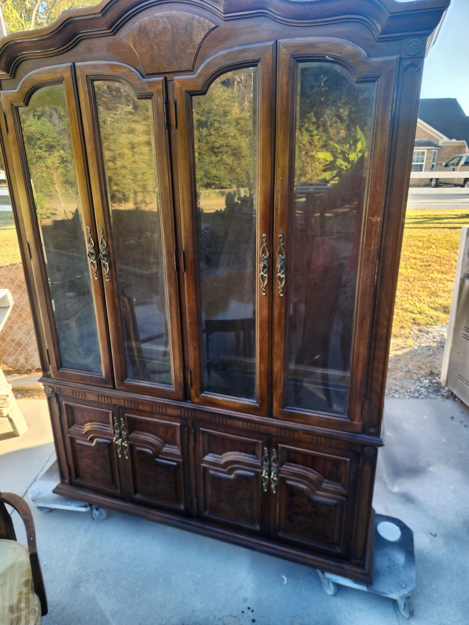 Thomasville China Cabinet
