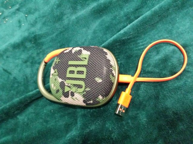 JBL CliP 4 Bluetooth Speaker