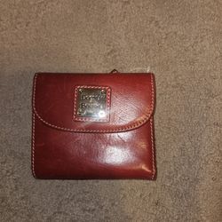Dooney And Bourke Wallet 