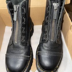 Sinclair Dr Marten Boots 7W