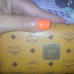 McM Case