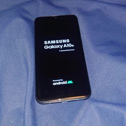 Samsung Galaxy A10e Unlocked Any Network in Good Condition, 5.83 inch HD+ LCD Display, 2 GB RAM, 32 GB + SD CARD SLOT  UP TO 256 GB STORAGE, MAIN CAME