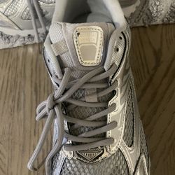 Bottega Orbit Silver And White