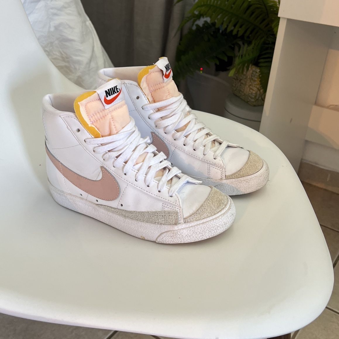 Nike Blazers Pink White Women 5.5 