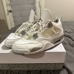 Jordan 4 Oreos 9.5M $40 *USED*