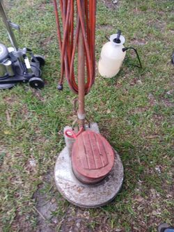 Floor swing machine