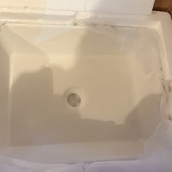 Brand New Ceramic Bathroom Sink