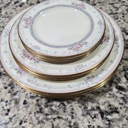 Fine China Dinner Plates,  Bread Plates And Desert Plates 