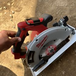 m18 brushless saw 