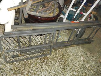 14 Ft Ladder Stand And Two Sets Of Climbing Sticks