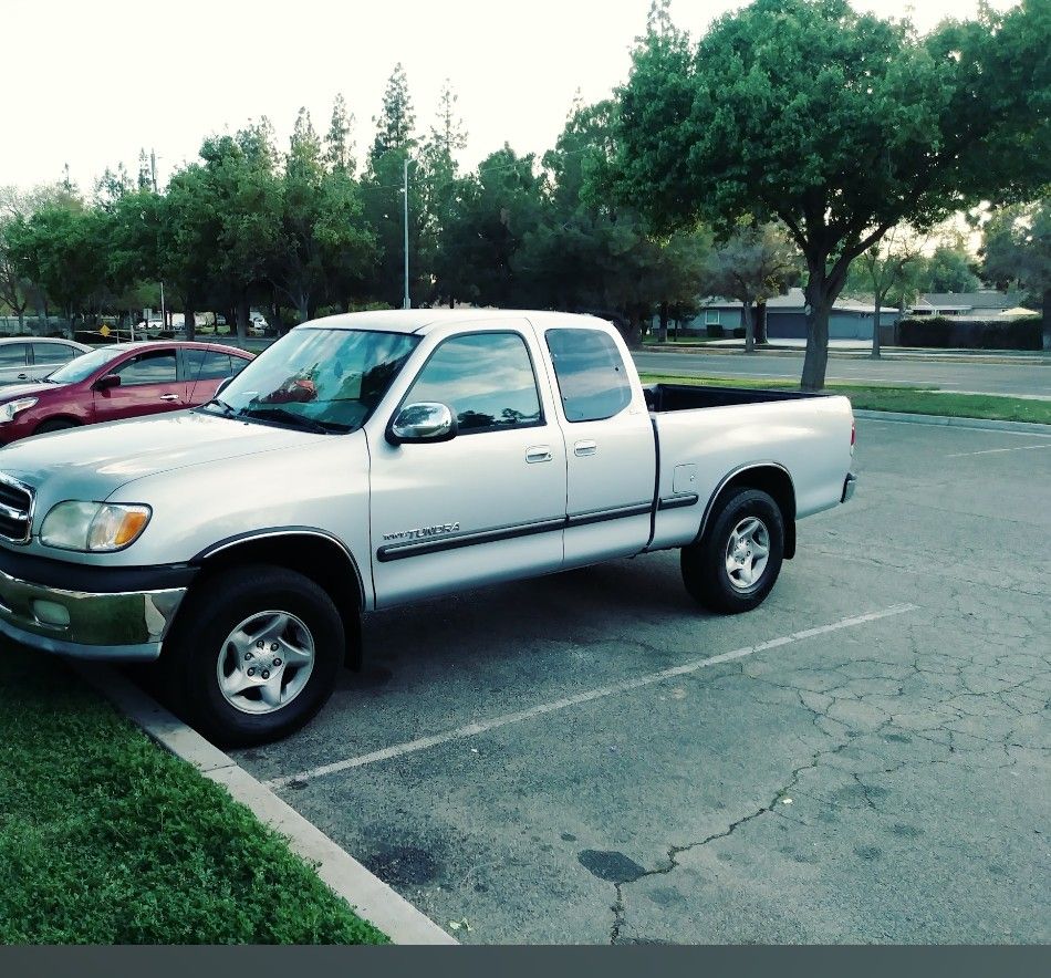 2000 Toyota Tundra Rwd 267k Miles