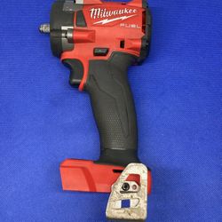 MILWAUKEE 2854-20 M18 FUEL GEN-3 18V Lithium-Ion Brushless Cordless 3/8" Compact Impact Wrench