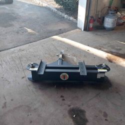Leaf Sucker Hitch Mount