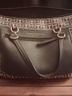Tommy Hilfiger Purse
