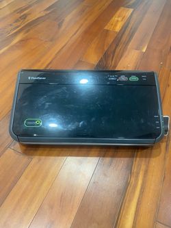 FoodSaver Vacuum Sealer – Works Great