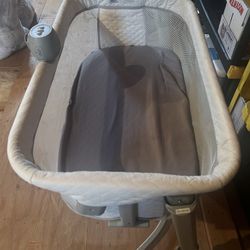 Bassinet 