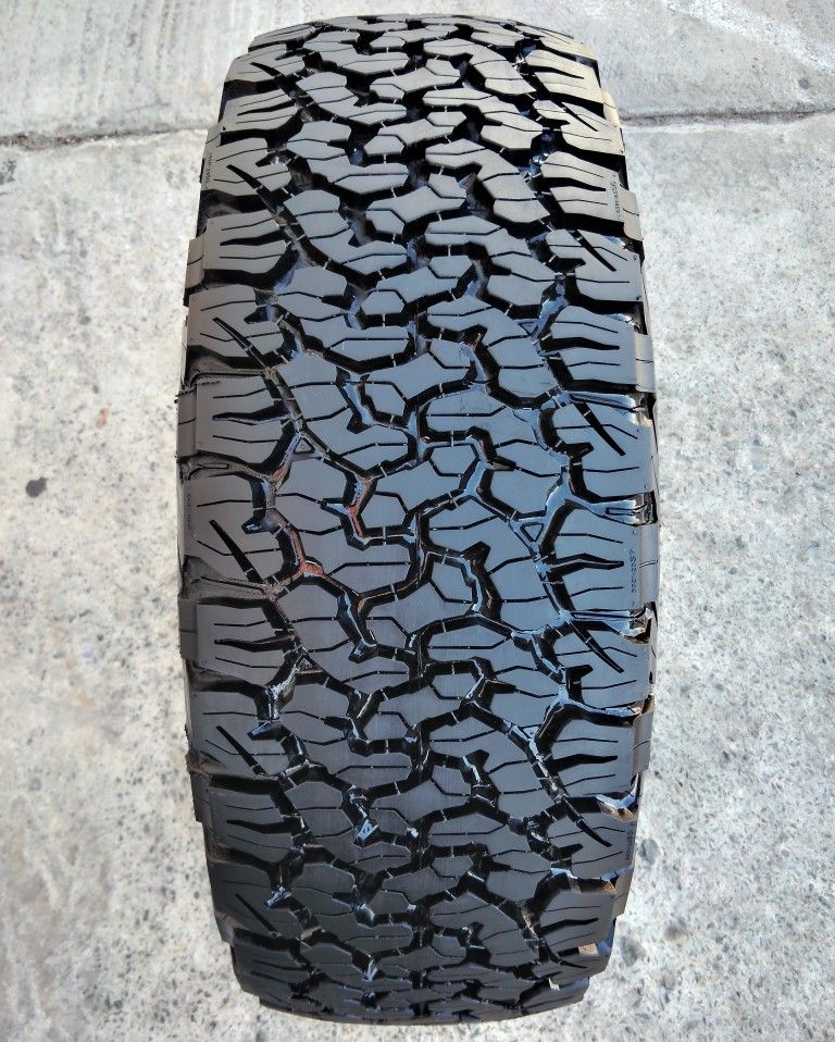1 BFG LT 285/70/17 ALL TERRAIN TIRE $165 CASH π₯ INSTALLED π₯