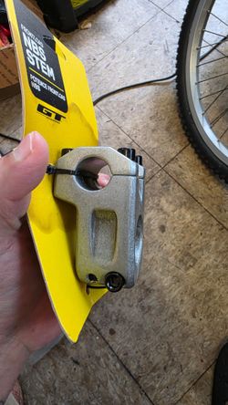 NEW GT NBS FRONT LOAD 1 1/8 THREADLESS STEM