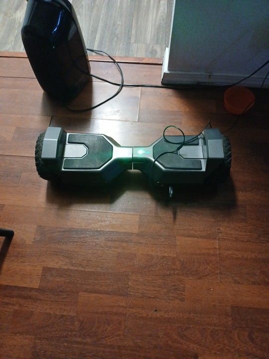 Jetson IMPACT hoverboard with Rgb Lighting controlled by app. High end all Terrain hoverboard. Blutooth Speaker And Lighting Included. 125obo