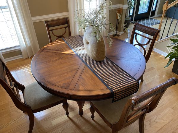 Ashley Furniture Solid Wood Round Formal Dinning set 6 Chairs included